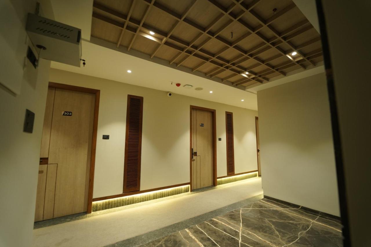 Hotel Laksh Rāipur Eksteriør bilde
